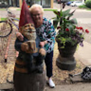 Meet your Posher, Roberta